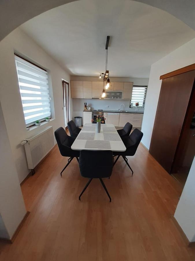 Apartment Anita Zara Esterno foto